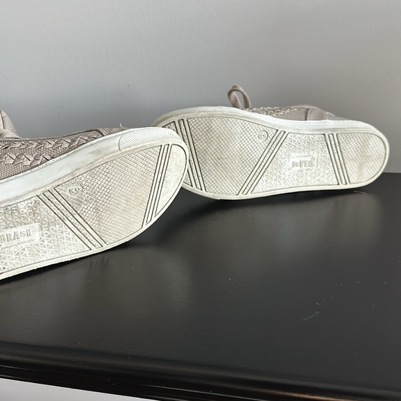 BRASH Grey Hightop Sneakers Sz 6 - Picture 9 of 9